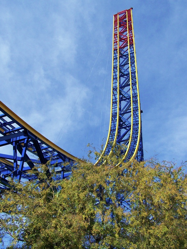 six flags magic mountain superman escape from krypton. Construction on Superman: